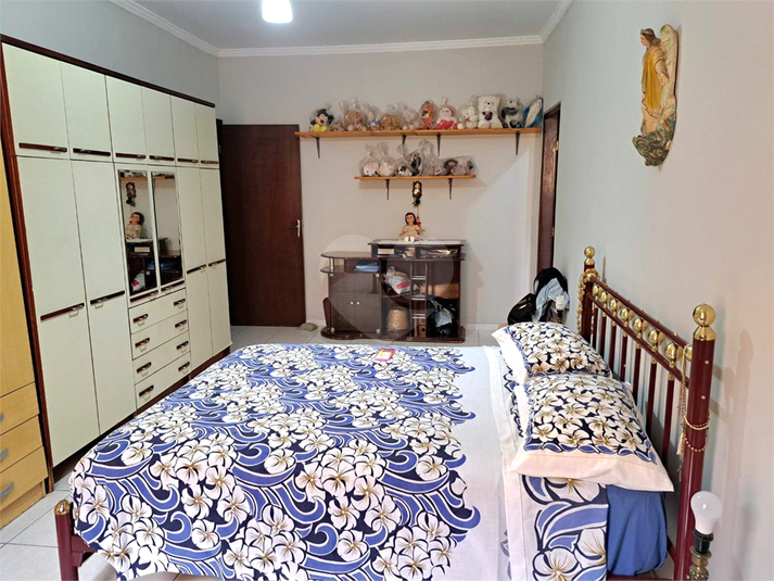 Foto REO1095921