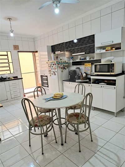 Foto REO1095921