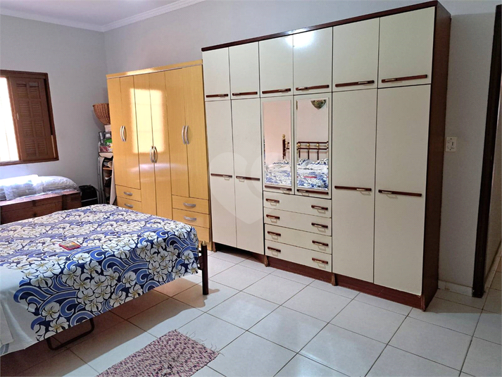 Foto REO1095921
