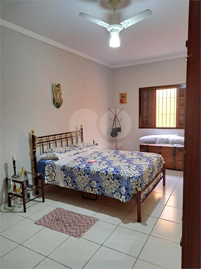 Foto REO1095921