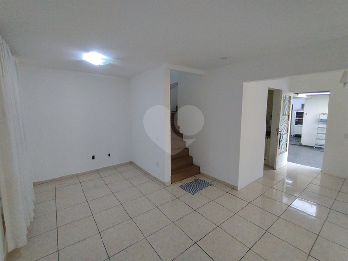 Foto REO1095956
