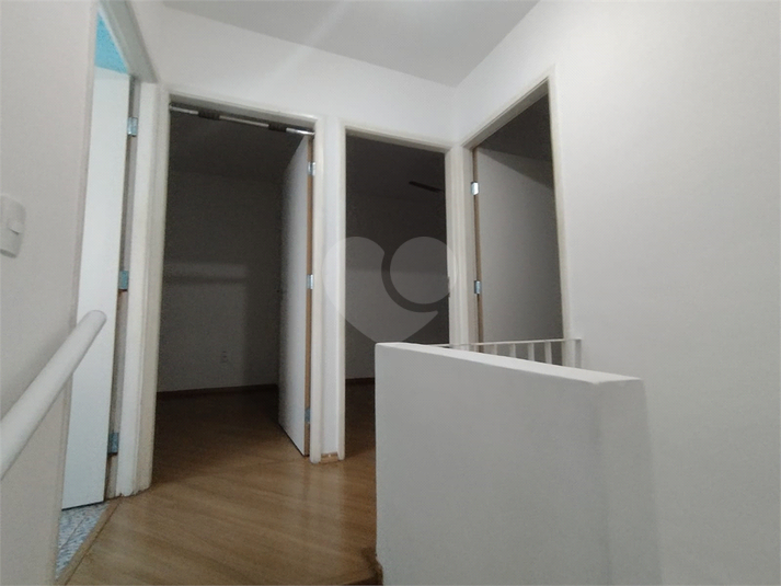 Foto REO1095956