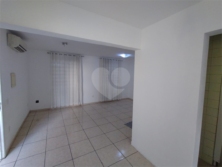 Foto REO1095956