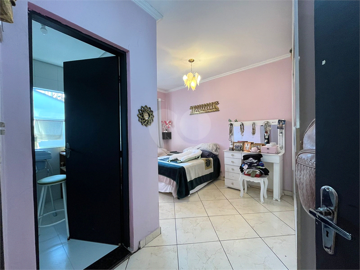 Foto REO1095959