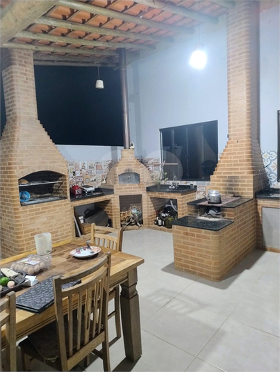 Foto REO1095971