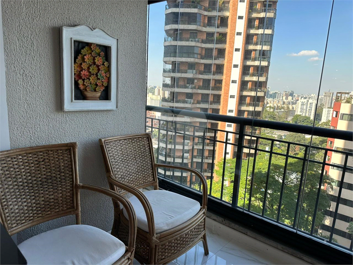 Foto REO1095977