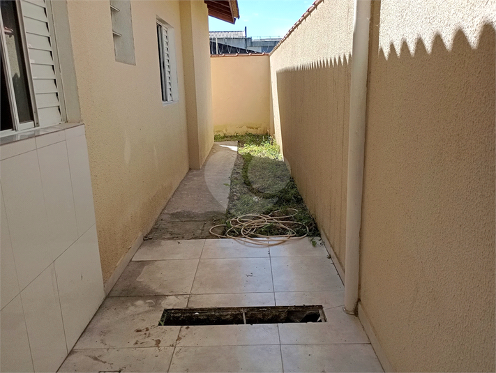 Foto REO1095995