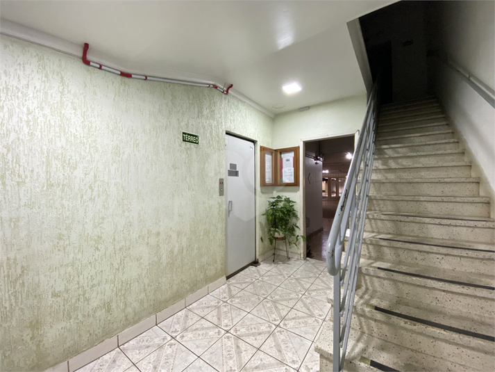 Foto REO1096005