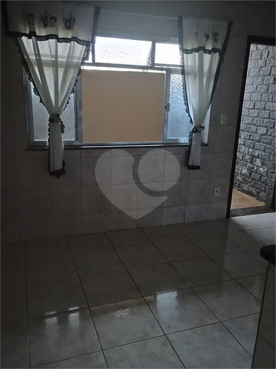 Foto REO1096022