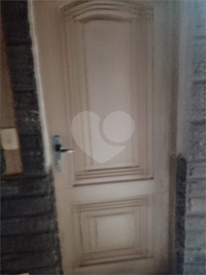Foto REO1096022