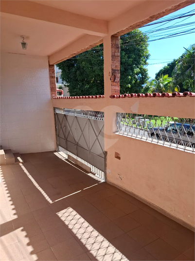 Foto REO1096023