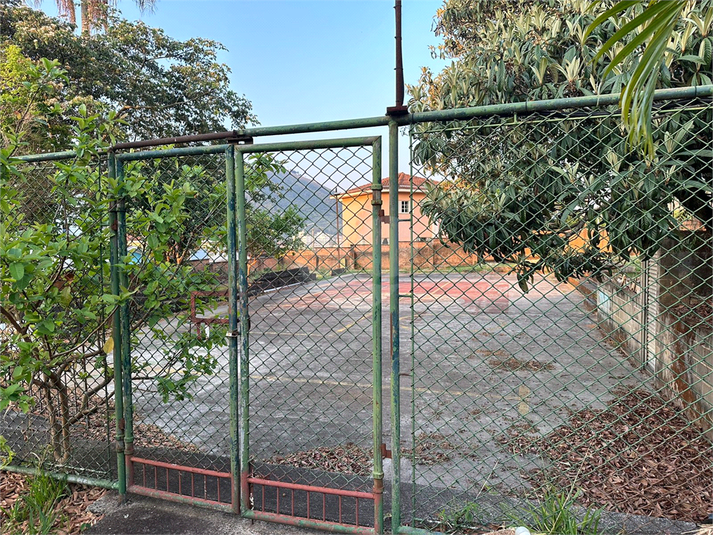 Foto REO1096024