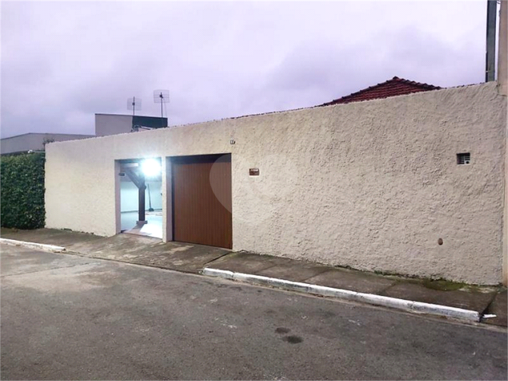 Foto REO1096031