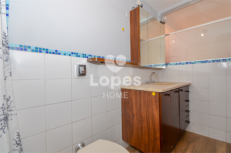 Foto REO1096036