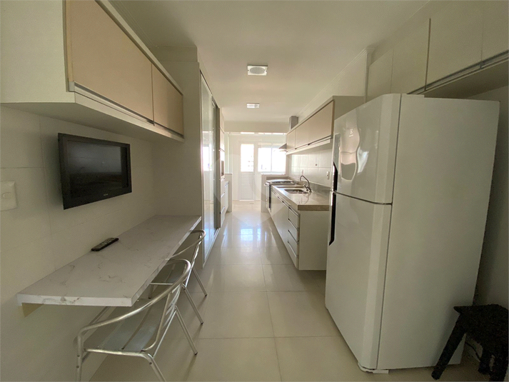 Foto REO1096057
