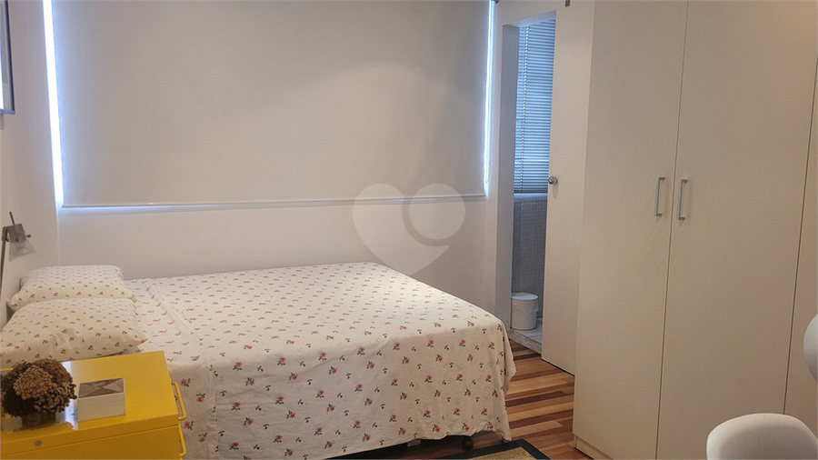 Foto REO1096059