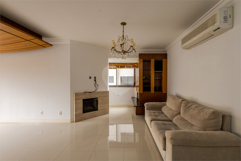 Foto REO1096060