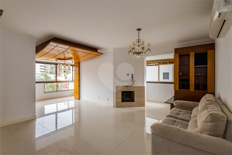 Foto REO1096060
