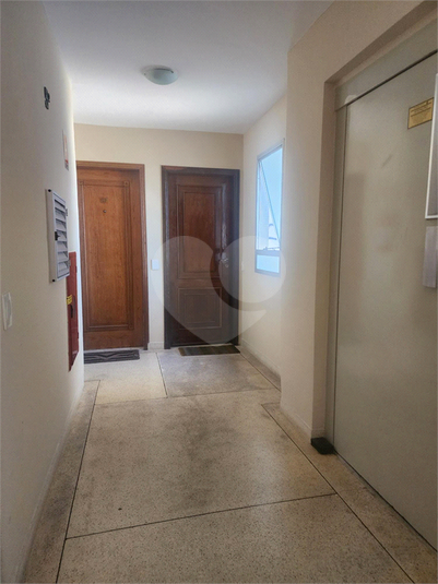 Foto REO1096067