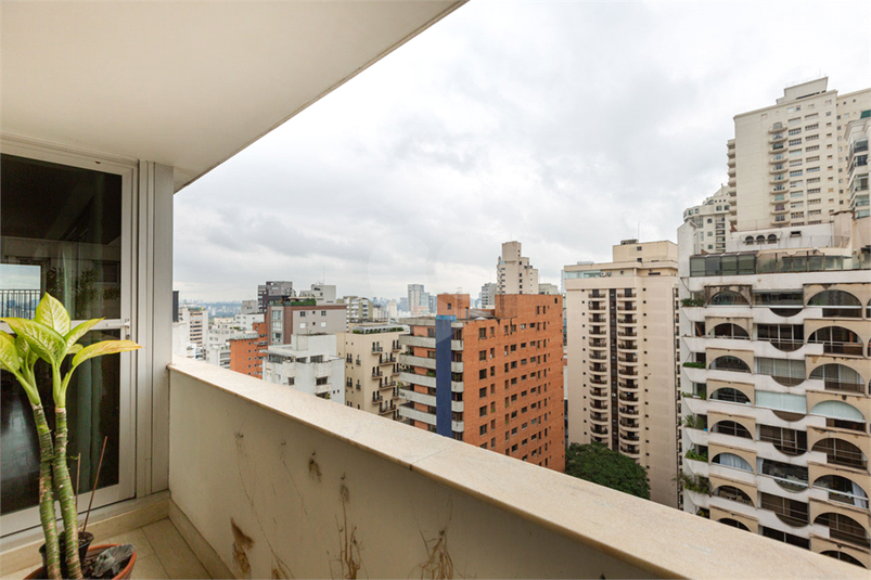 Foto REO1096069