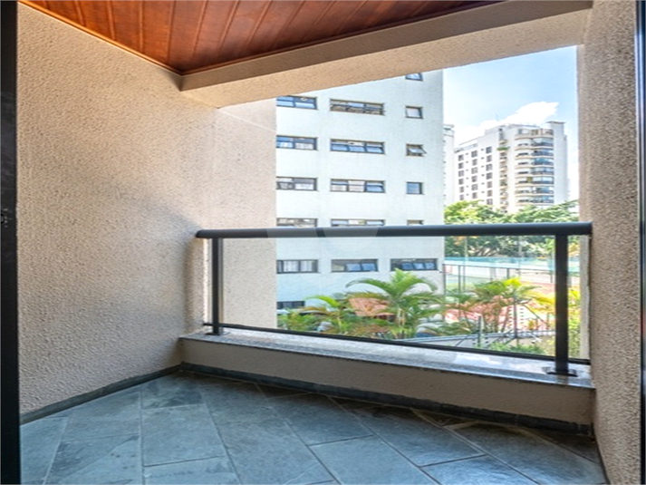 Foto REO1096072