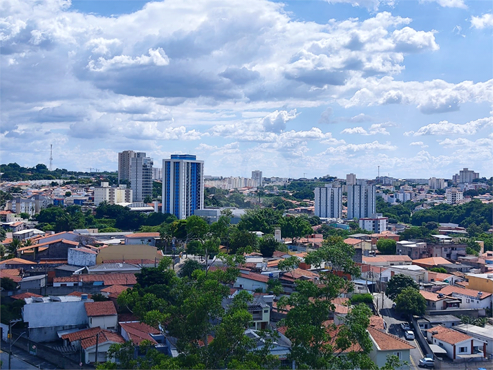 Foto REO1096084