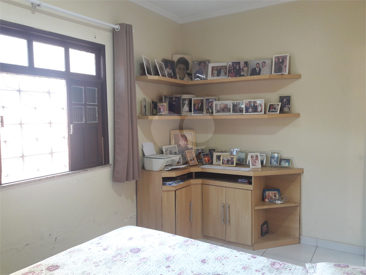 Foto REO1096117