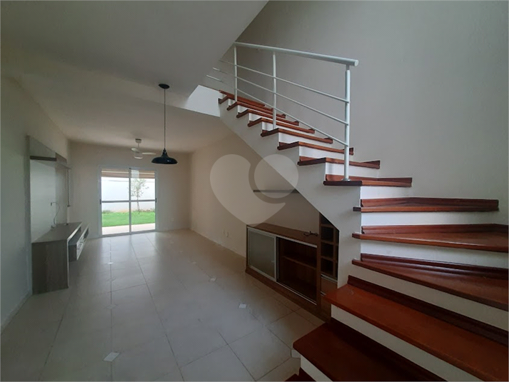 Foto REO1096121