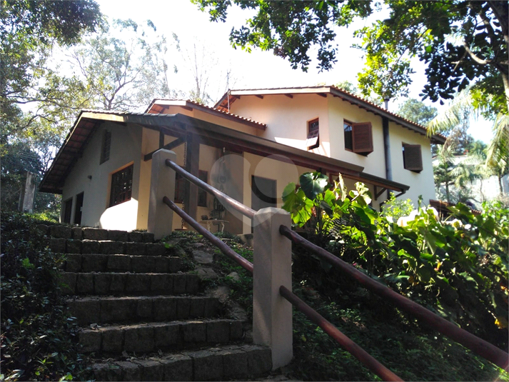 Foto REO1096127