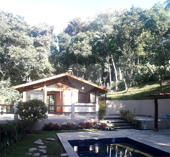 Foto REO1096127