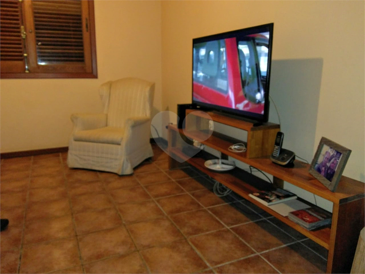 Foto REO1096127
