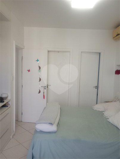 Foto REO1096133