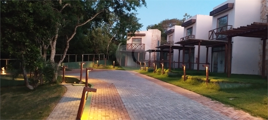 Foto REO1096135