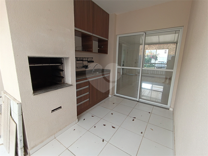 Foto REO1096146