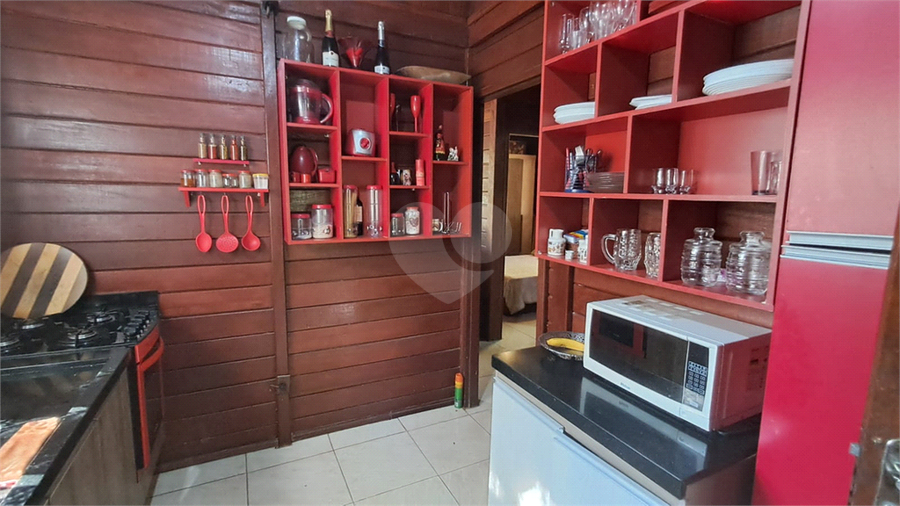 Foto REO1096152