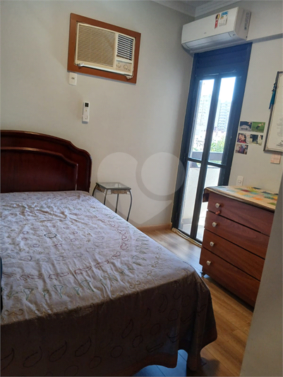 Foto REO1096158