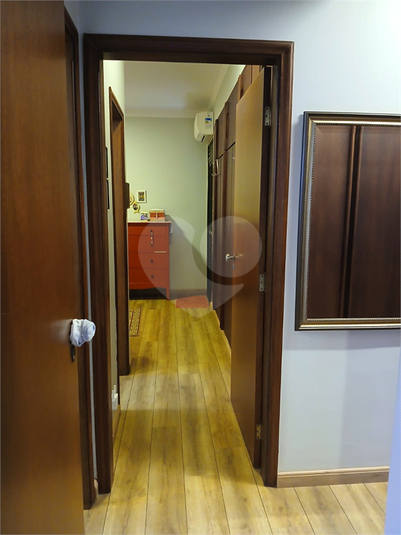 Foto REO1096158
