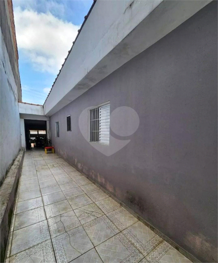 Foto REO1096165