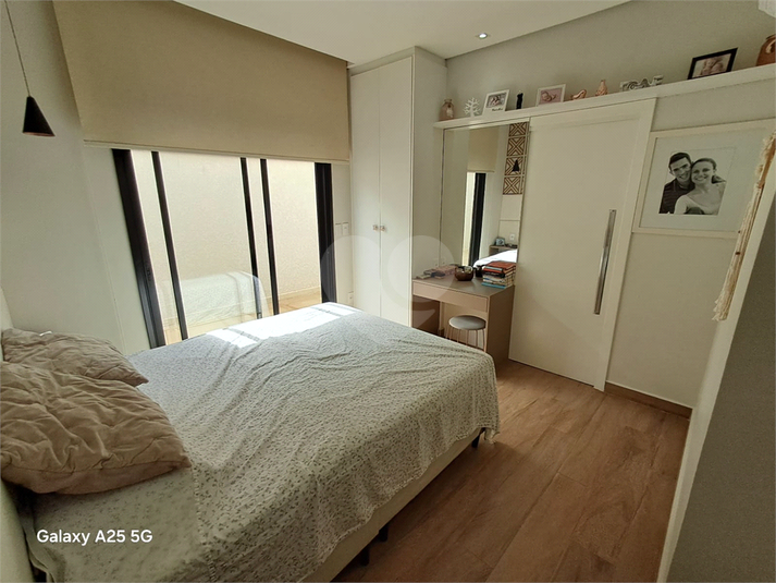 Foto REO1096166
