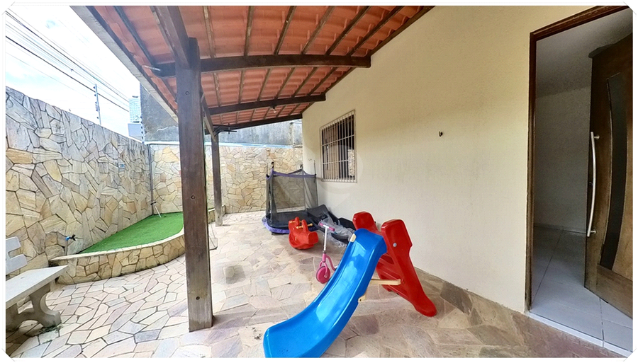 Foto REO1096167