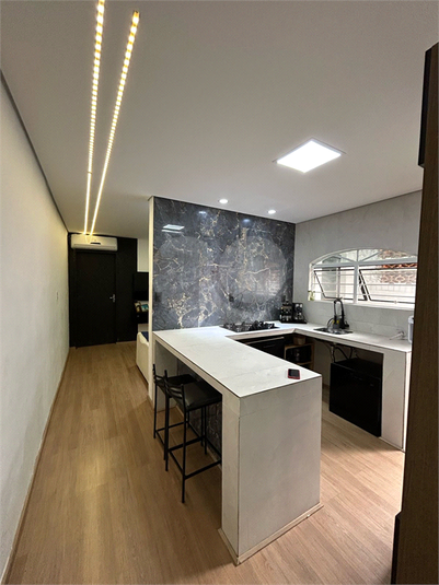 Foto REO1096171