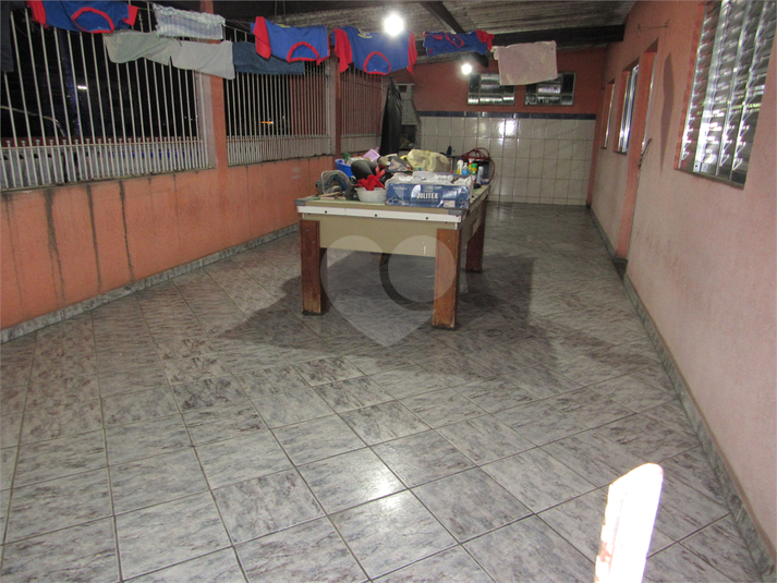 Foto REO1096175