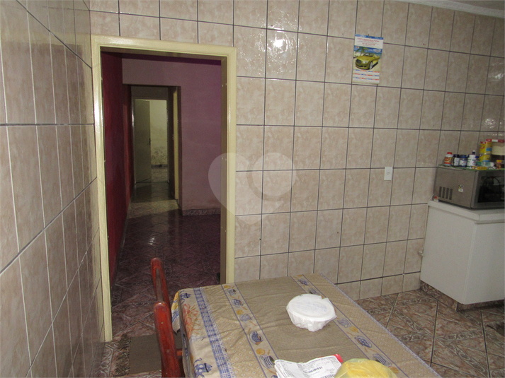 Foto REO1096175