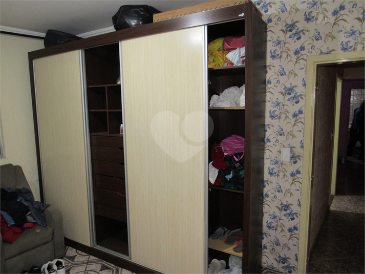 Foto REO1096175