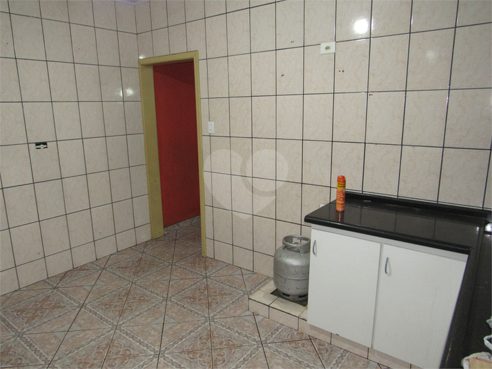 Foto REO1096175
