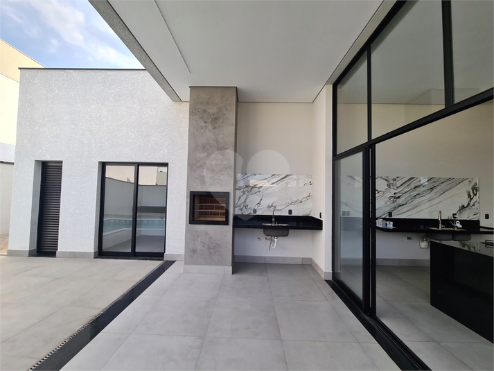 Foto REO1096179
