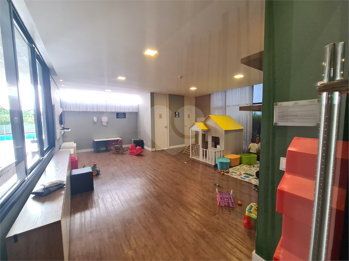 Foto REO1096179