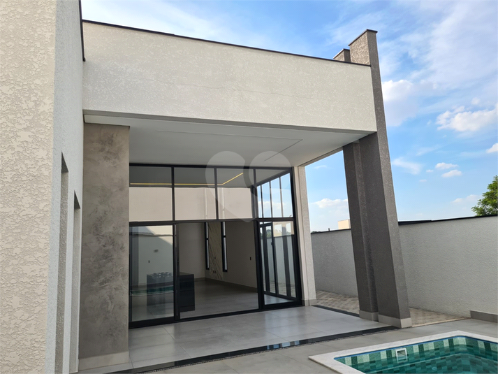 Foto REO1096179