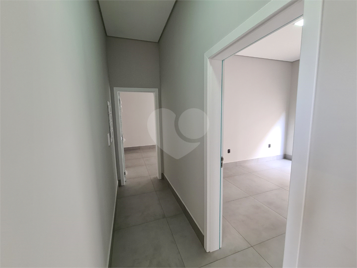 Foto REO1096179