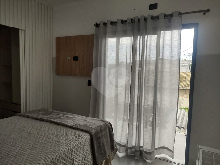Foto REO1096182